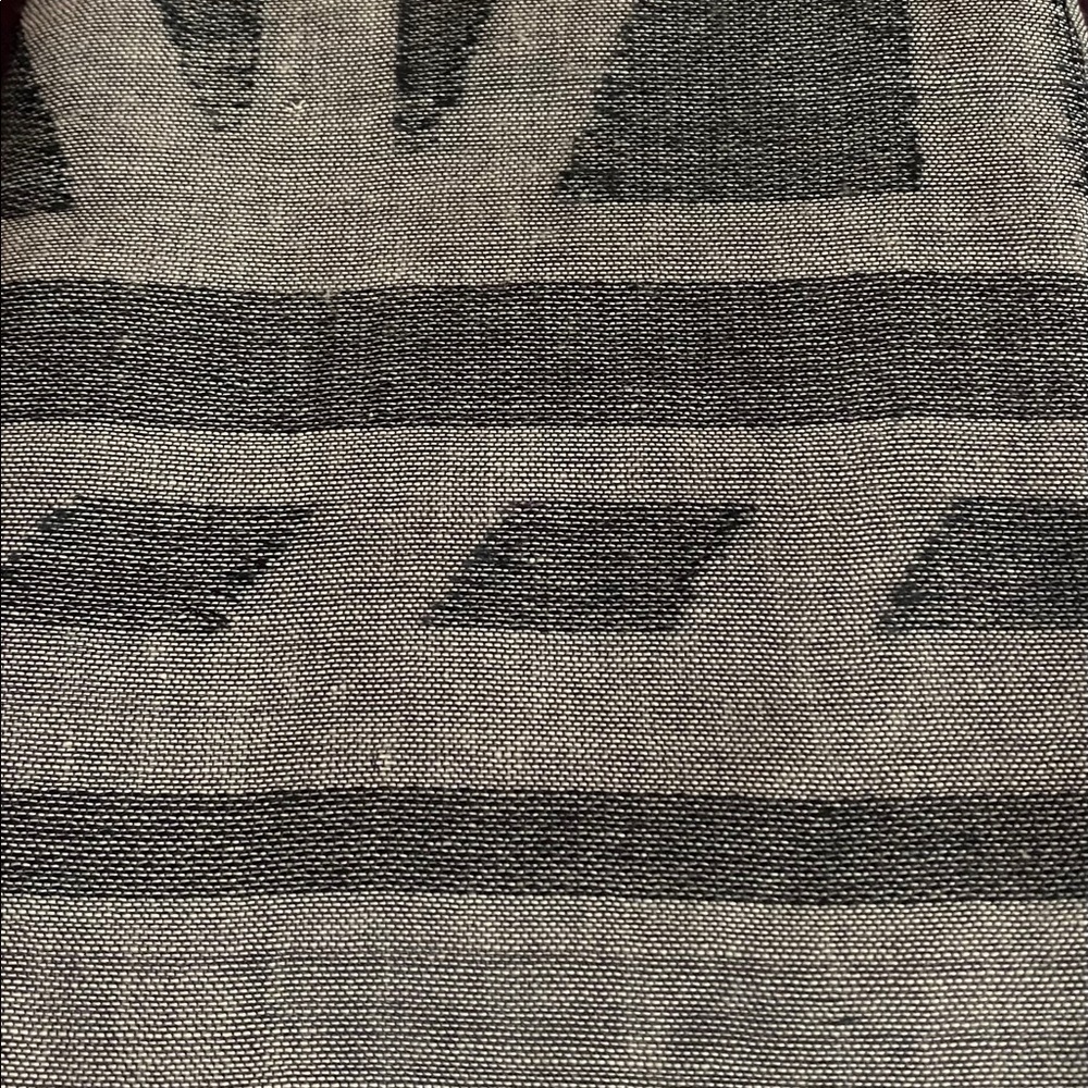 Women’s fashion scarf